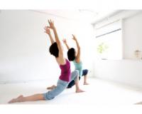 yoga studio AMRTA̓X܉摜